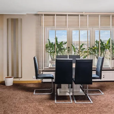 Moderne Mit Ausblick Apartamento